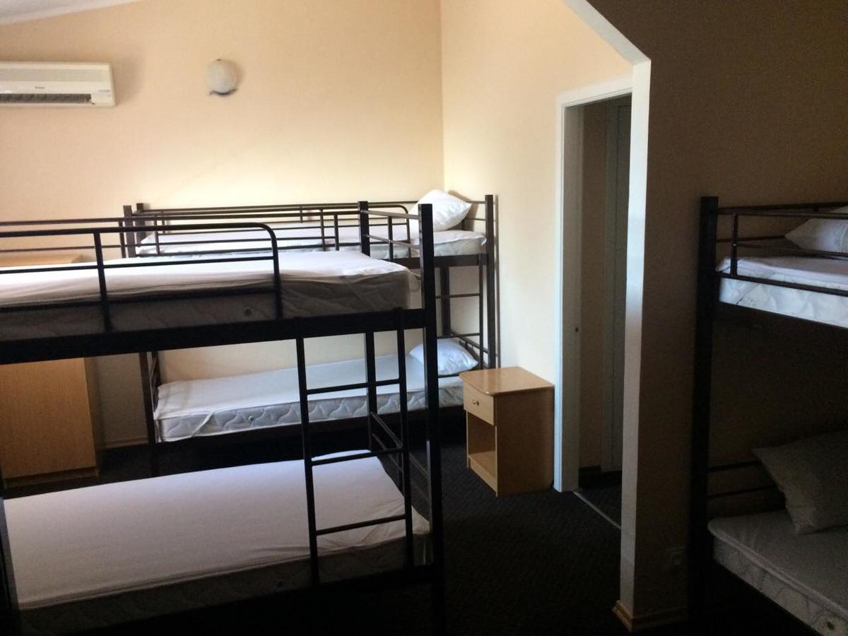 Hostel Кривой Рог Экстерьер фото