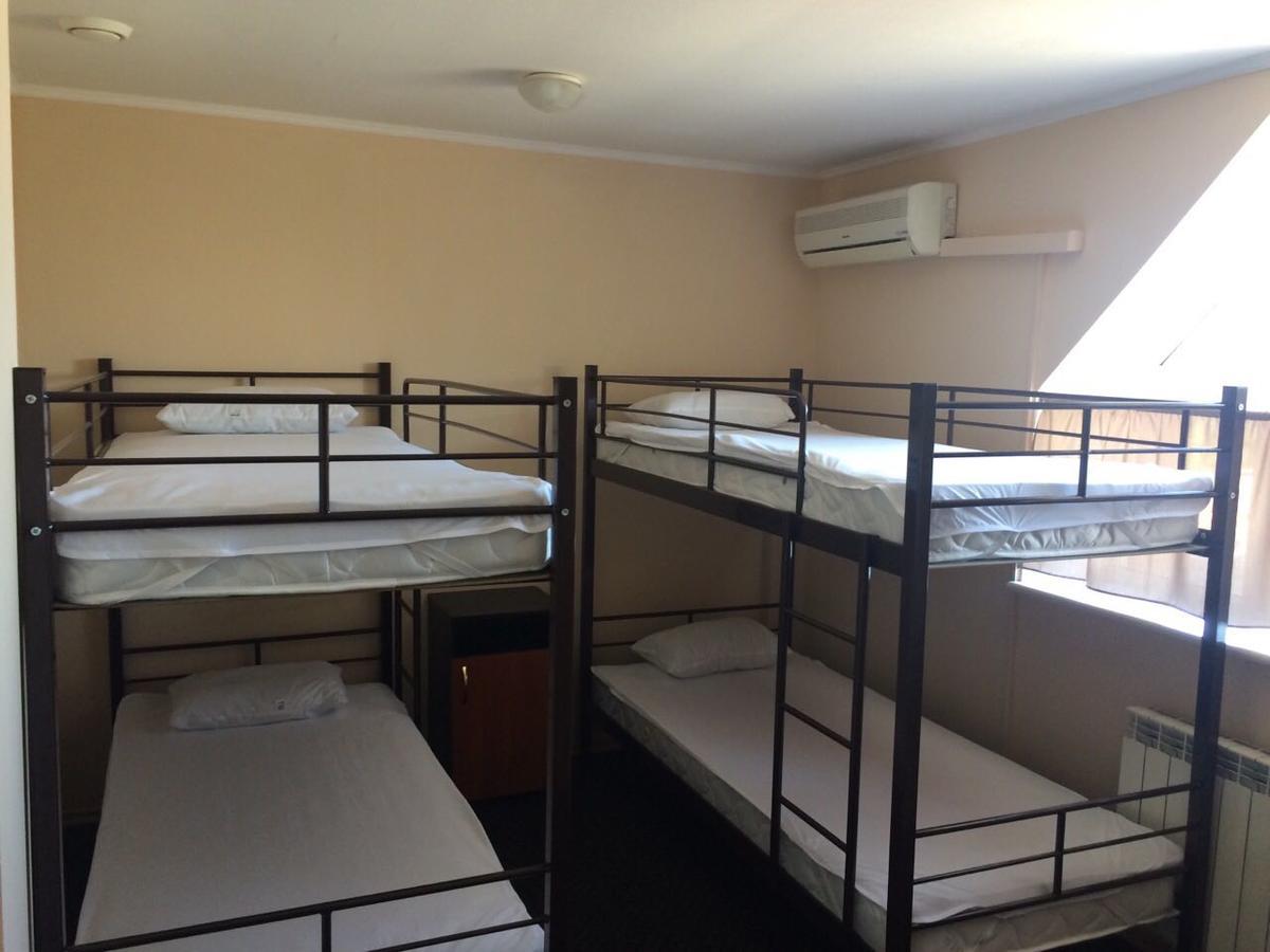 Hostel Кривой Рог Экстерьер фото
