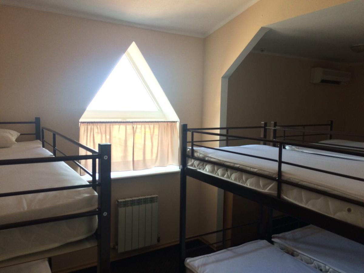 Hostel Кривой Рог Экстерьер фото